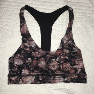 Lululemon sports bra